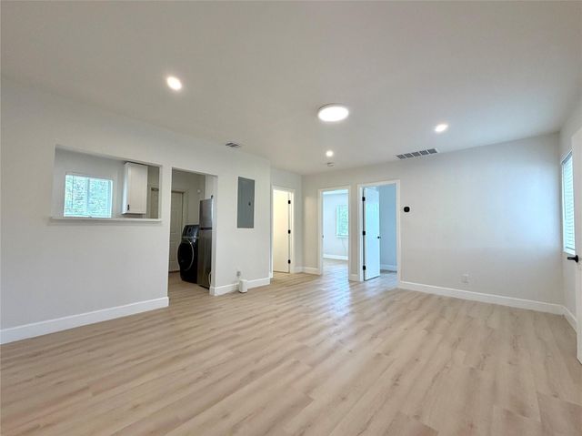 2943 NW 13th Street, Fort Lauderdale, FL 33311