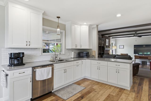 207 Oak Hill Dr, Lebanon, TN 37087