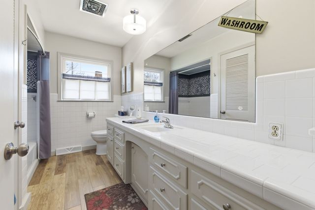 207 Oak Hill Dr, Lebanon, TN 37087