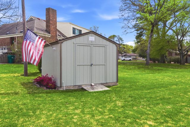 207 Oak Hill Dr, Lebanon, TN 37087