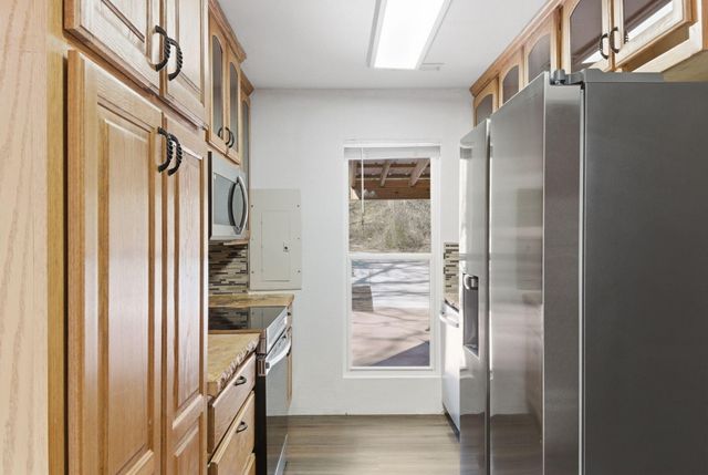 135 February Court, Kimberling City, MO 65686