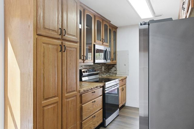 135 February Court, Kimberling City, MO 65686