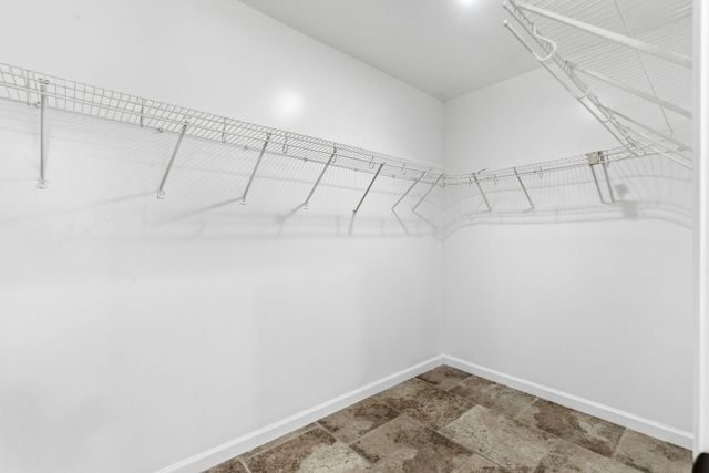 135 February Court, Kimberling City, MO 65686