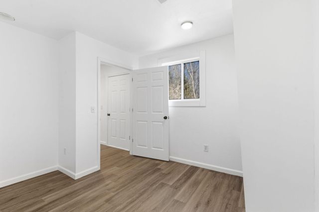 135 February Court, Kimberling City, MO 65686