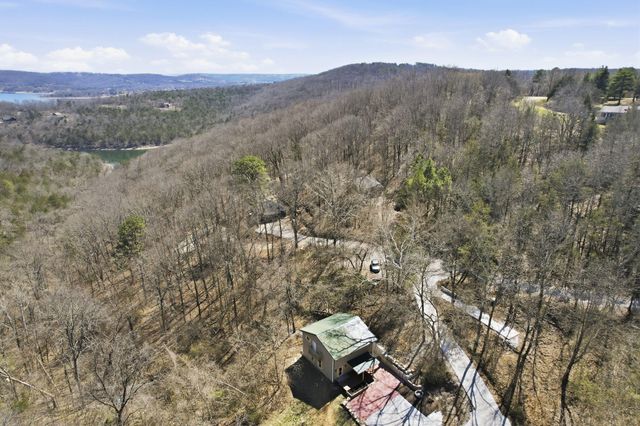 135 February Court, Kimberling City, MO 65686