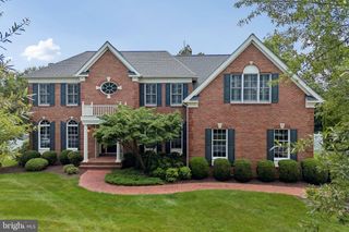 20255 KIAWAH ISLAND DR, Ashburn, VA 20147