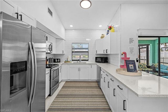 3404 SW 5th AVE, Cape Coral, FL 33914