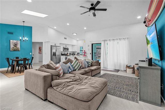 3404 SW 5th AVE, Cape Coral, FL 33914