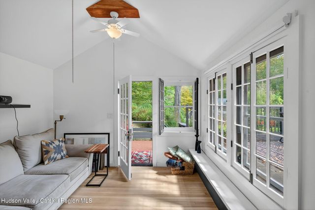 4868 New York 212, Willow, NY 12495
