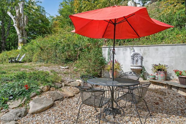 4868 New York 212, Willow, NY 12495