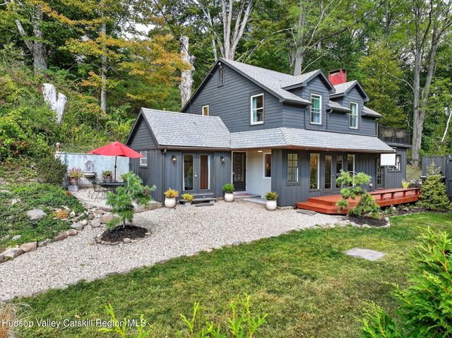4868 New York 212, Willow, NY 12495