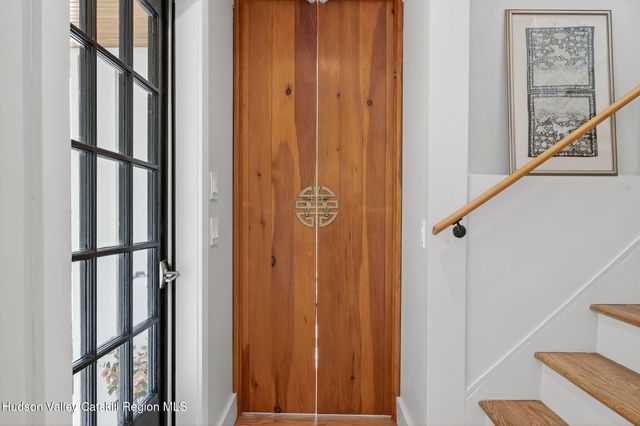 4868 New York 212, Willow, NY 12495