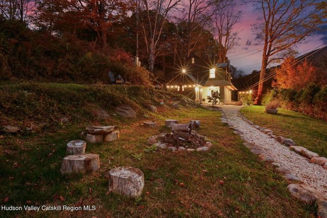 4868 New York 212, Willow, NY 12495