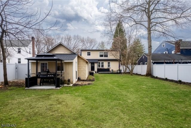 109 E Baldwin St, Hackettstown Town, NJ 07840