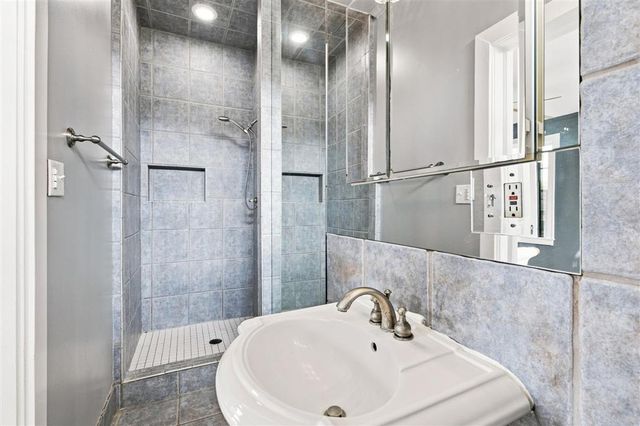 616 W Sallier Street, Lake Charles, LA 70601
