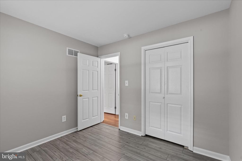 Image 16 of property listing at 4111 PINEWOOD TER, Chesapeake Beach, MD 20732
