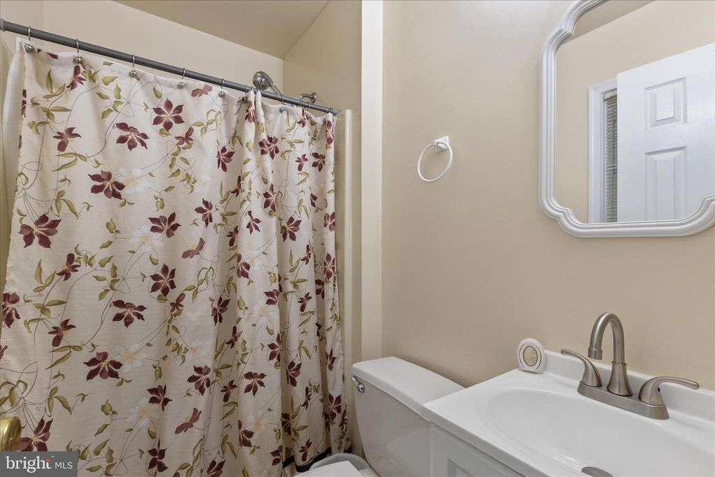 Image 17 of property listing at 4111 PINEWOOD TER, Chesapeake Beach, MD 20732