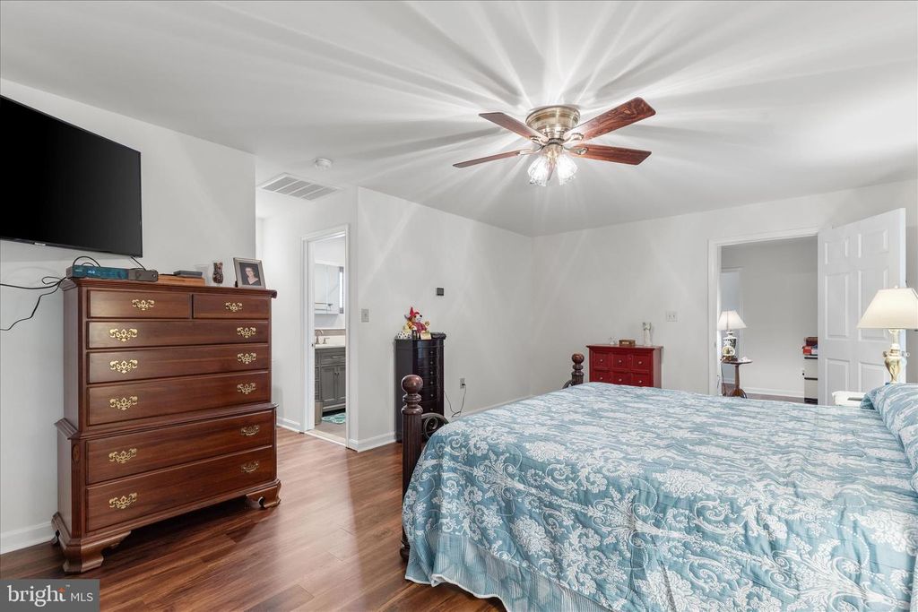 Image 20 of property listing at 4111 PINEWOOD TER, Chesapeake Beach, MD 20732