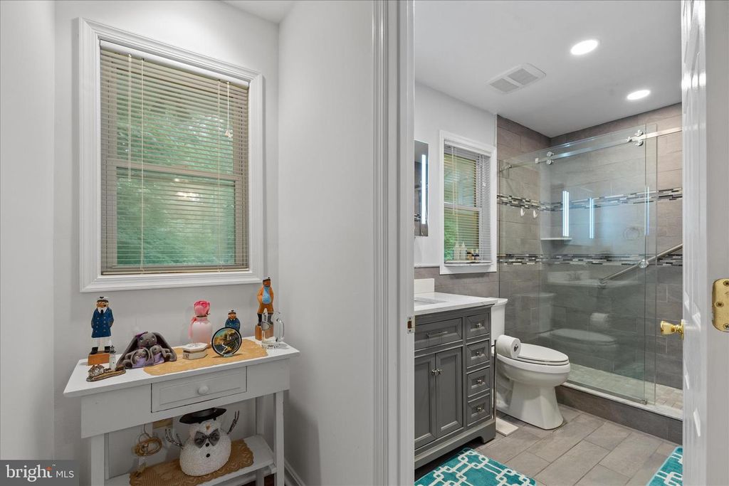 Image 22 of property listing at 4111 PINEWOOD TER, Chesapeake Beach, MD 20732