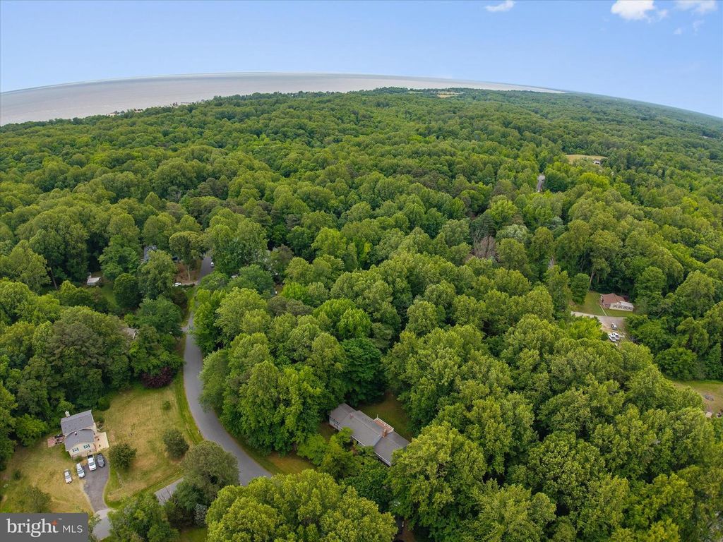Image 40 of property listing at 4111 PINEWOOD TER, Chesapeake Beach, MD 20732