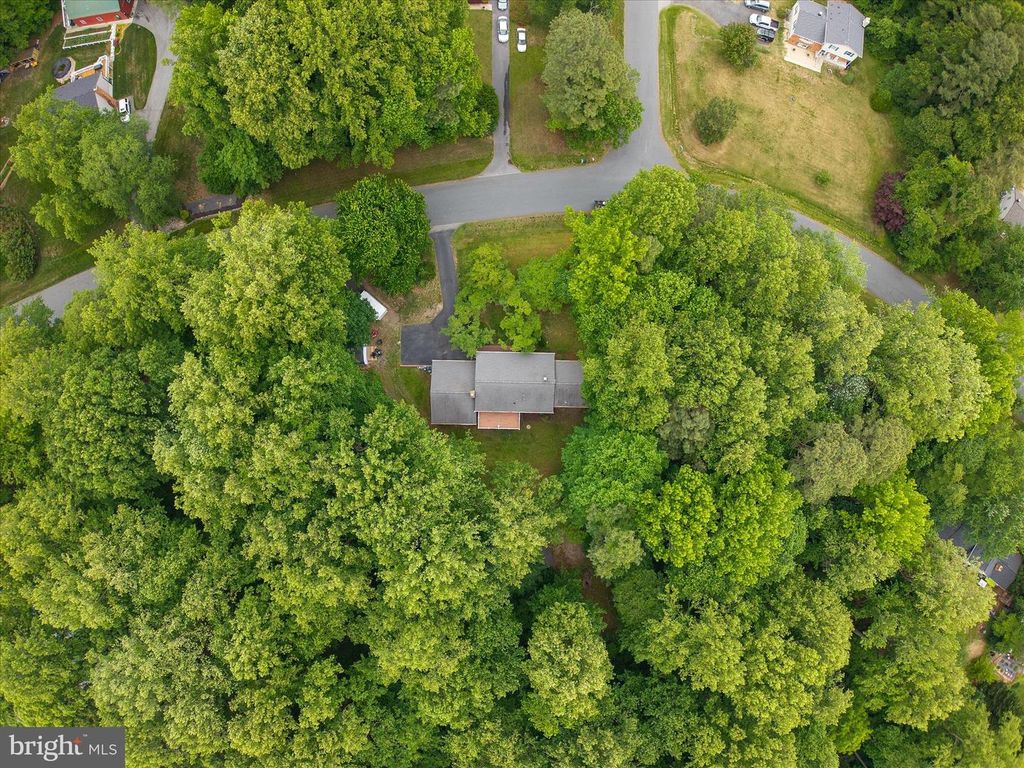 Image 42 of property listing at 4111 PINEWOOD TER, Chesapeake Beach, MD 20732