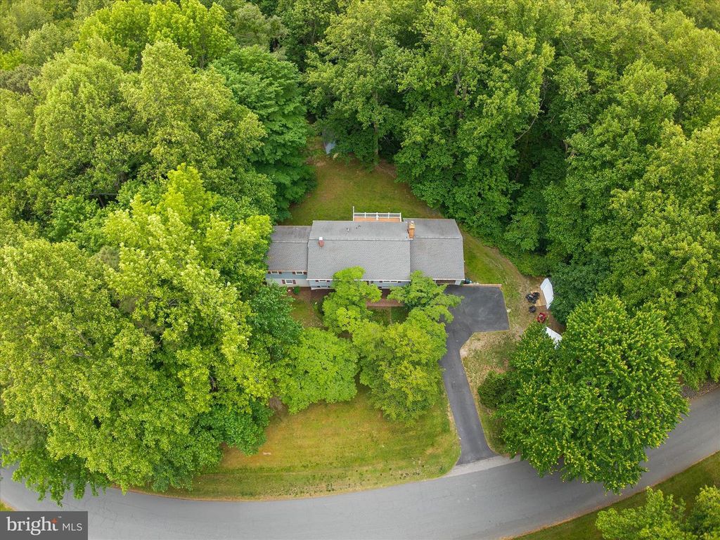 Image 43 of property listing at 4111 PINEWOOD TER, Chesapeake Beach, MD 20732