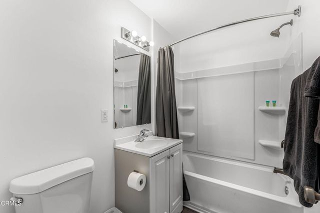 1136 N 7th Place, Port Hueneme, CA 93041