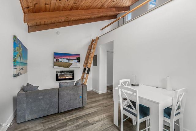 1136 N 7th Place, Port Hueneme, CA 93041
