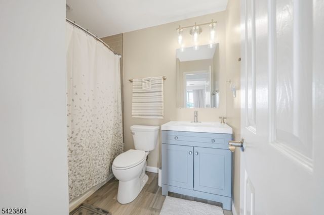 855 Valley Brook Ave B, Lyndhurst Twp., NJ 07071