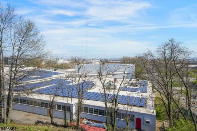 855 Valley Brook Ave B, Lyndhurst Twp., NJ 07071