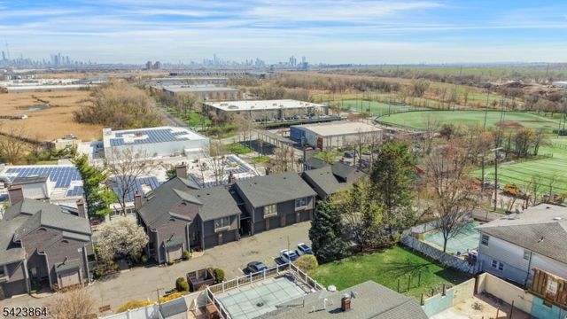 855 Valley Brook Ave B, Lyndhurst Twp., NJ 07071