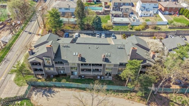 855 Valley Brook Ave B, Lyndhurst Twp., NJ 07071