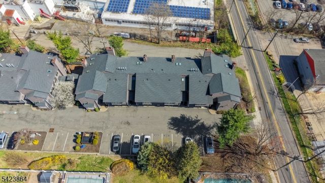 855 Valley Brook Ave B, Lyndhurst Twp., NJ 07071