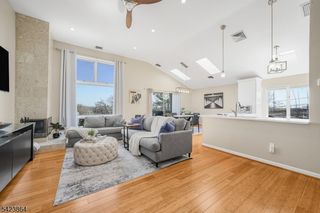 855 Valley Brook Ave B, Lyndhurst Twp., NJ 07071