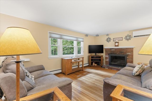 16 Park Lane, Norton, MA 02766