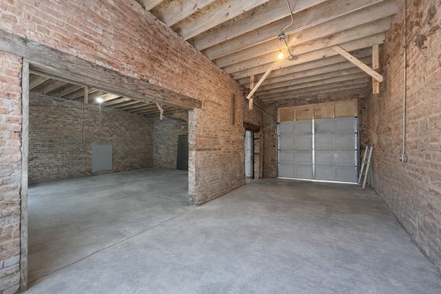 11440 S Indiana Avenue, Chicago, IL 60628