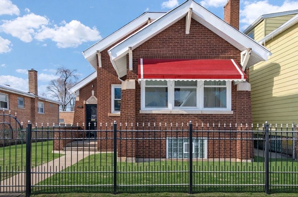 11440 S Indiana Avenue, Chicago, IL 60628
