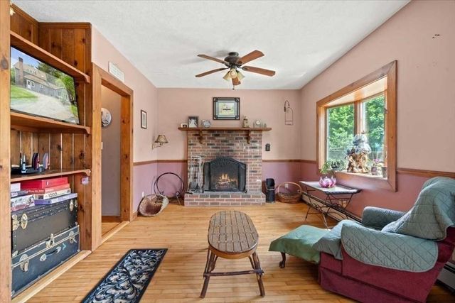 113 Harrington Road, Charlton, MA 01507