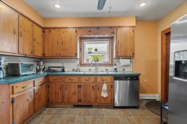 113 Harrington Road, Charlton, MA 01507