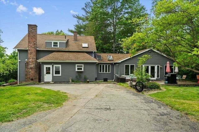 113 Harrington Road, Charlton, MA 01507