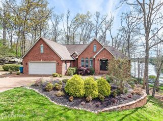 983 Tennessee Ave, Crossville, TN 38555