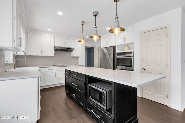 36 E Lincoln Avenue, Atlantic Highlands, NJ 07716