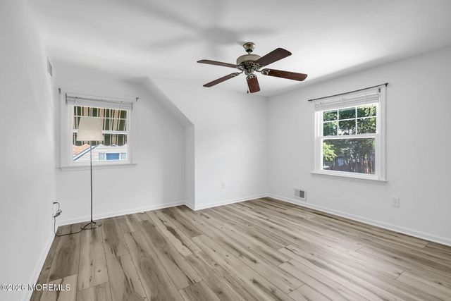 36 E Lincoln Avenue, Atlantic Highlands, NJ 07716