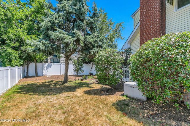 36 E Lincoln Avenue, Atlantic Highlands, NJ 07716