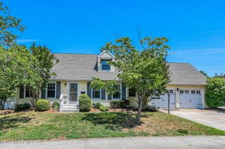 36 E Lincoln Avenue, Atlantic Highlands, NJ 07716