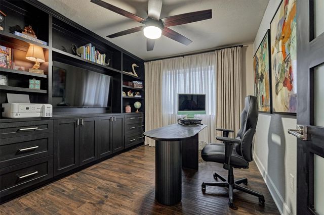 49 N Deerfoot Circle, The Woodlands, TX 77380