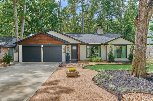 49 N Deerfoot Circle, The Woodlands, TX 77380