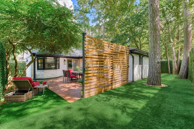 49 N Deerfoot Circle, The Woodlands, TX 77380