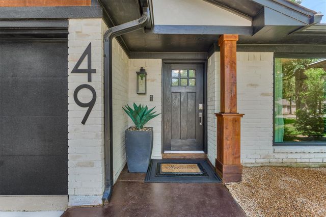 49 N Deerfoot Circle, The Woodlands, TX 77380