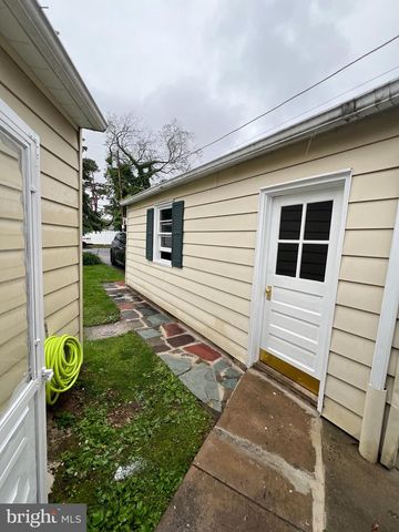 2201 LOTT AVENUE, Philadelphia, PA 19115